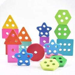 Montessori Spielzeug ab 1 2 3 Jahre 24pcs Holz Spielzeug Digitale Bausteine Formklassifizierung Lernspielzeug Geschenk für Mädchen Junge
